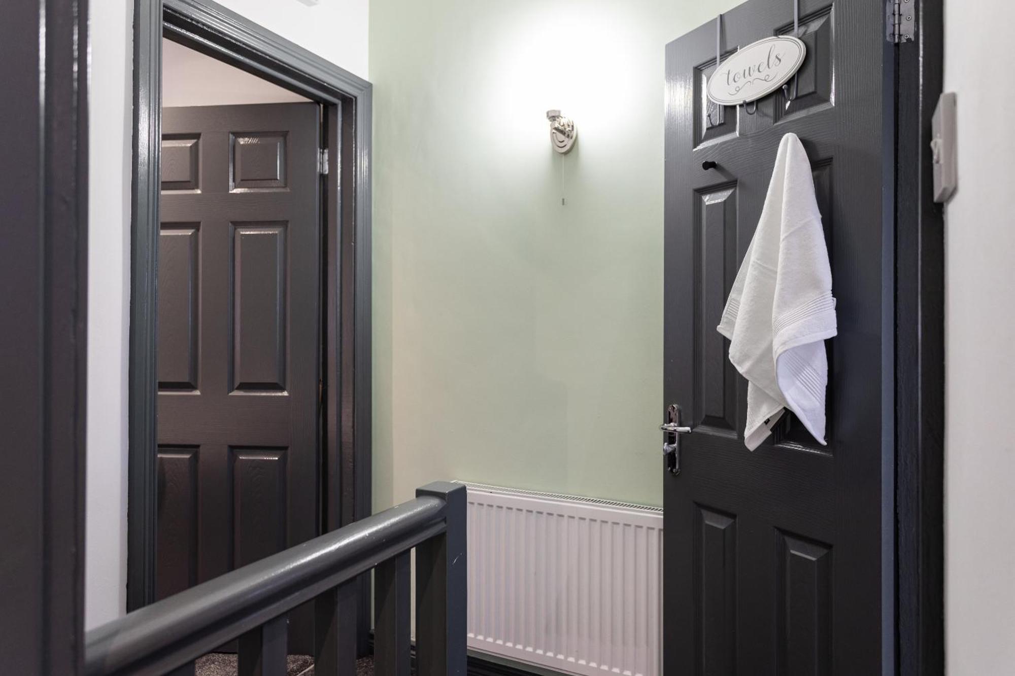 Fully Refurbished North Belfast Home 2 Екстериор снимка