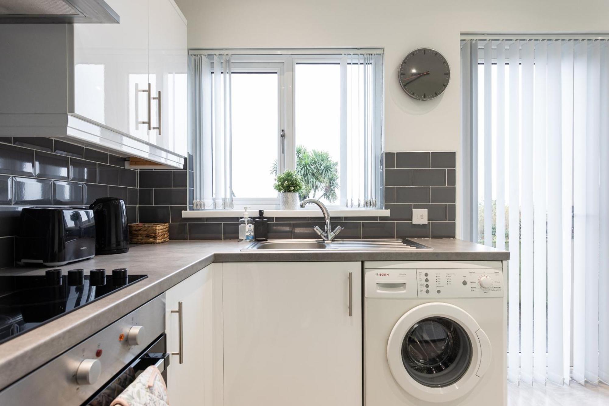 Fully Refurbished North Belfast Home 2 Екстериор снимка